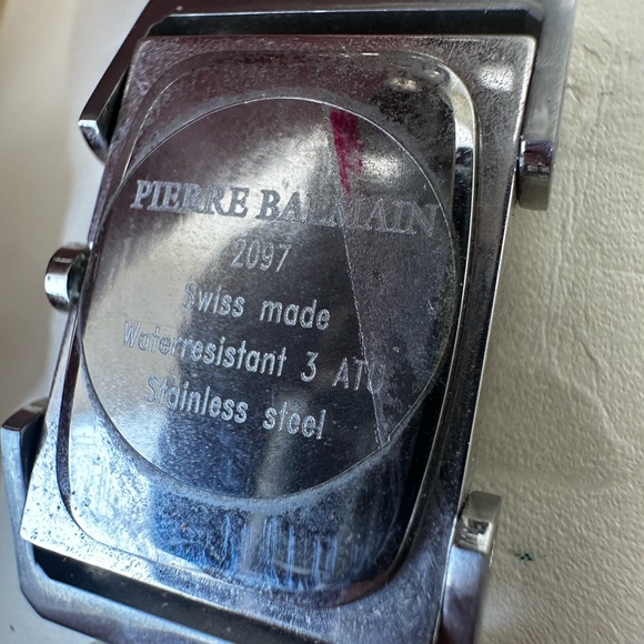 Balmain Diamond Tank Watch - Picture 3 of 10